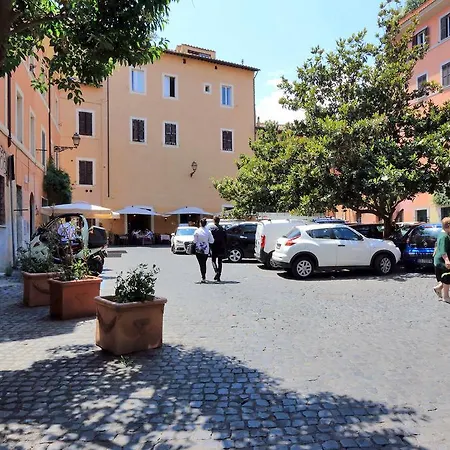 Vicolo De Renzi Rom